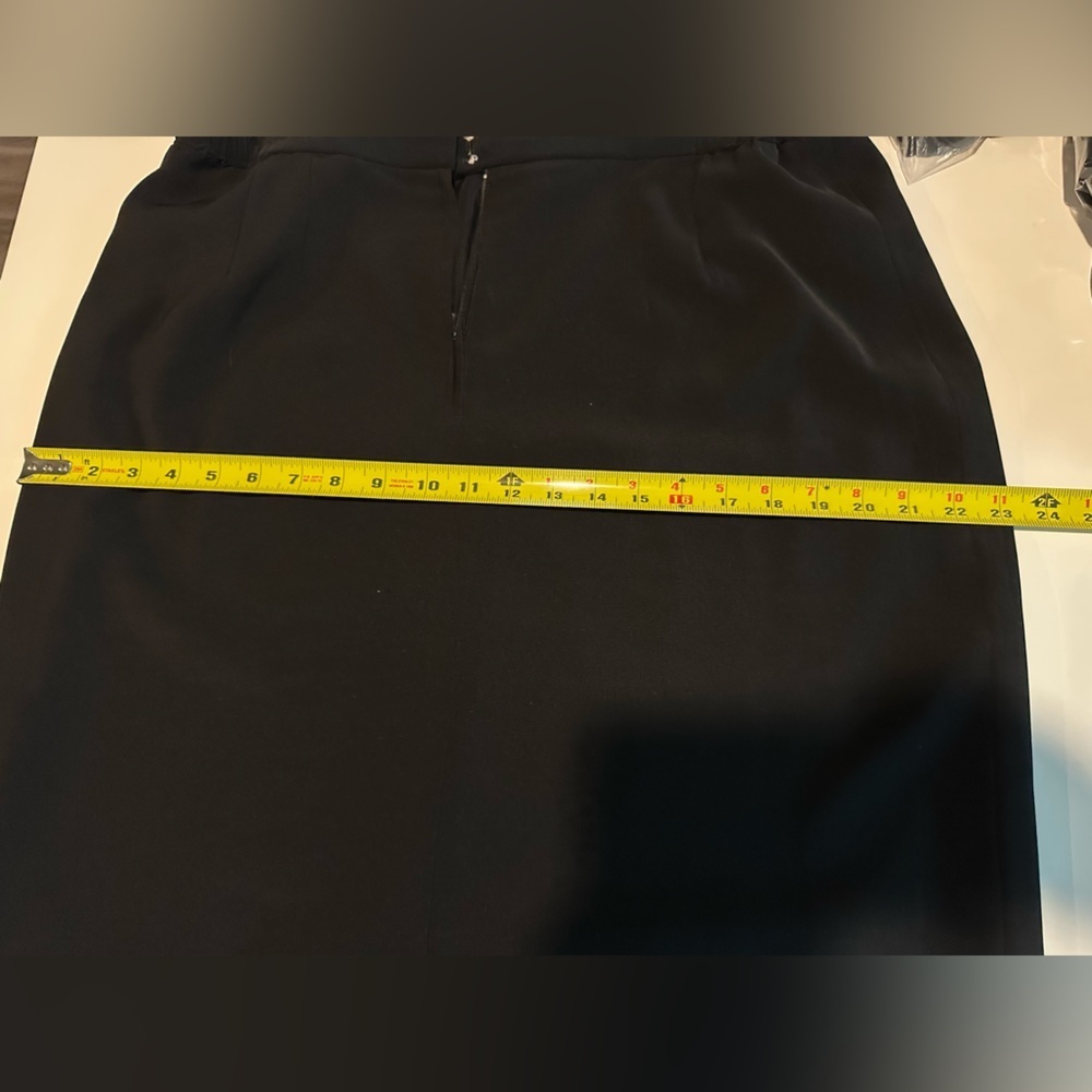 LOUISE RICCI Elegant Black Women's Skirt Size 20 - Picture 6 of 7